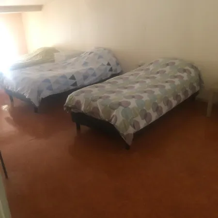 Holiday home Maison Pour Ouvriers Seulement Pas De Tourisme, Ni Famille
